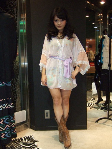 resize25300.jpg